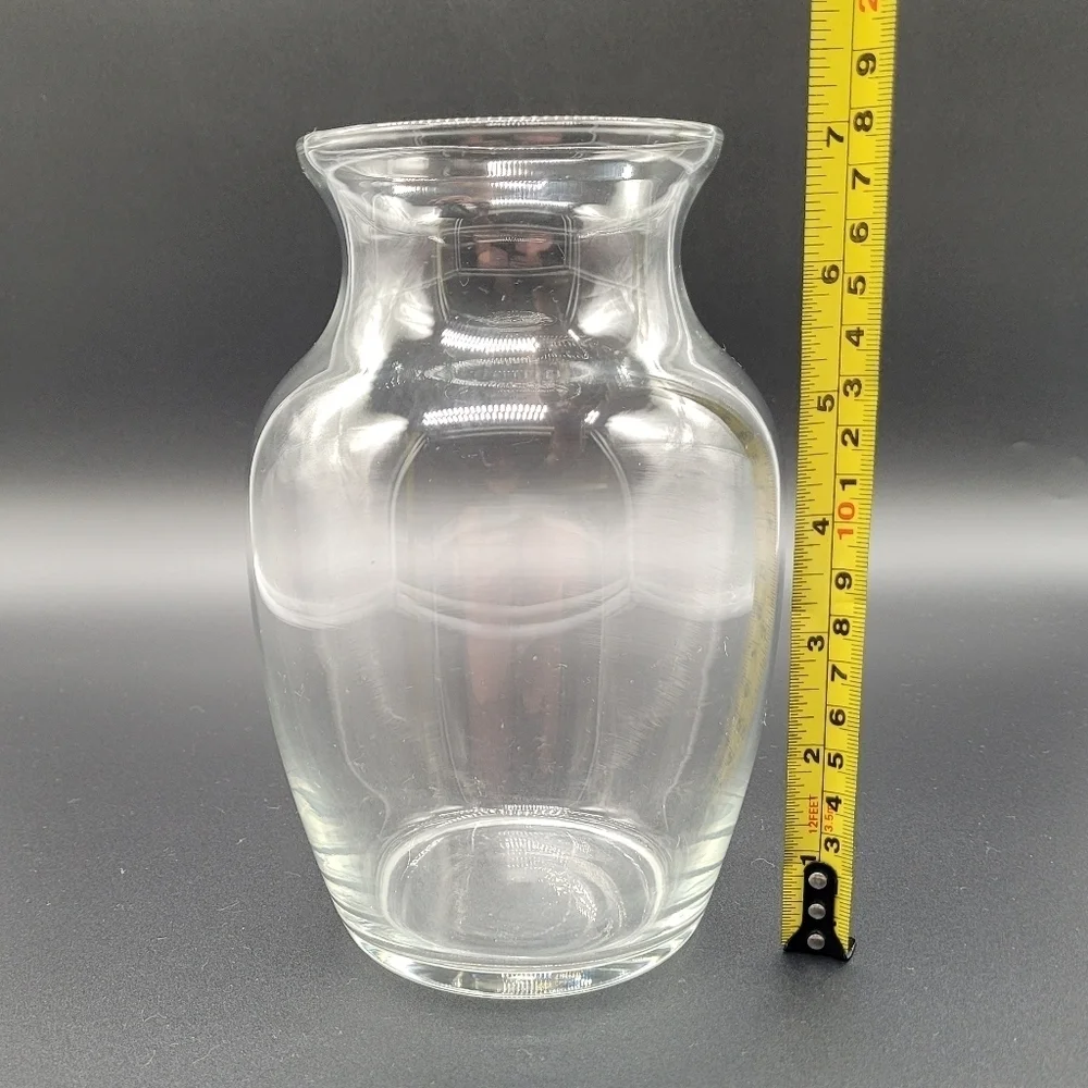 Clear Glass Flower Vase 7in​​​
